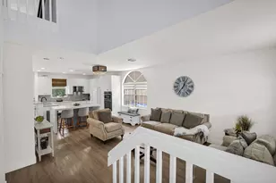 527 NW 87th Ln, Coral Springs, FL 33071 - Photo 12