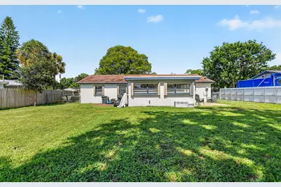 432 W Shadyside Circle, West Palm Beach, FL 33415 - Photo 30