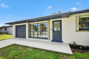 432 W Shadyside Cir, West Palm Beach, FL 33415 - Photo 2