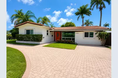 2100 N 14th Terrace, Hollywood, FL 33020 - Photo 1