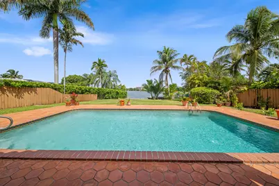 1110 SW 97th Avenue, Miami, FL 33174 - Photo 4