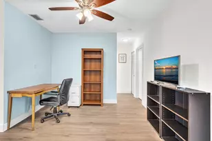 7500 NW 73rd Ave, Tamarac, FL 33321 - Photo 8
