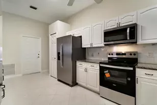 639 NW Venetto Ct, Port Saint Lucie, FL 34986 - Photo 14