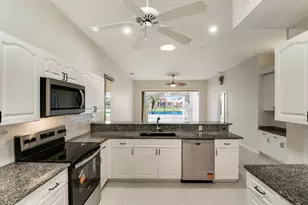 639 NW Venetto Ct, Port Saint Lucie, FL 34986 - Photo 12