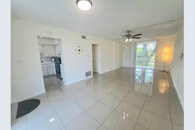 777 SE 2nd Avenue #207, Deerfield Beach, FL 33441 - Photo 2