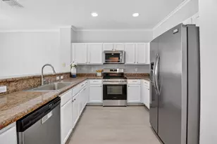3085 N Evergreen Cir, Boynton Beach, FL 33426 - Photo 10
