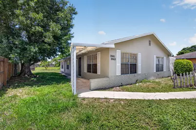 3943 Roan Court W, Palm Beach Gardens, FL 33403 - Photo 2