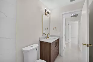 3943 Roan Ct W, Palm Beach Gardens, FL 33403 - Photo 14