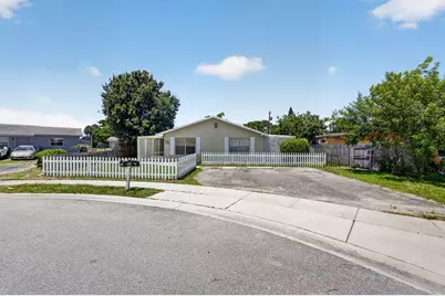 3943 Roan Court W, Palm Beach Gardens, FL 33403 - Photo 1