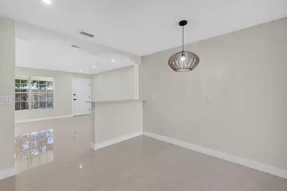 3943 Roan Court W, Palm Beach Gardens, FL 33403 - Photo 10