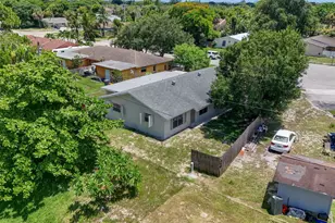 3943 Roan Ct W, Palm Beach Gardens, FL 33403 - Photo 40