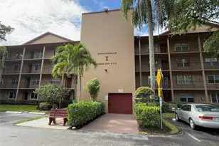 12850 SW 4th Ct, Pembroke Pines, FL 33027 - Photo 16