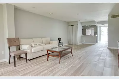 4471 Luxemburg Court #206, Lake Worth, FL 33467 - Photo 8