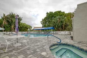 4471 Luxemburg Ct, Lake Worth, FL 33467 - Photo 16