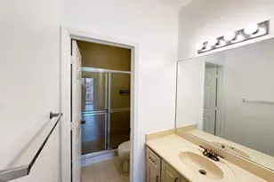 614 SW 106th Ave, Pembroke Pines, FL 33025 - Photo 10