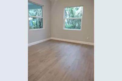 662 NE Waverly Terrace, Jensen Beach, FL 34957 - Photo 4