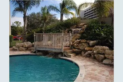 370 Golfview Road #302, North Palm Beach, FL 33408 - Photo 8