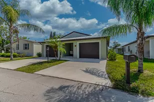 29 Mediterranean Blvd W, Port Saint Lucie, FL 34952 - Photo 2