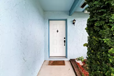 104 Banyan Circle, Jupiter, FL 33458 - Photo 4
