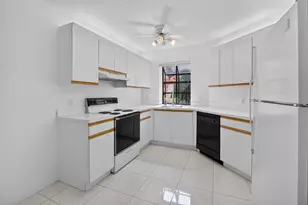 5187 Europa Dr, Boynton Beach, FL 33437 - Photo 10