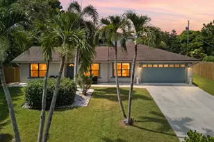 5196 Greenwood Dr, Delray Beach, FL 33484 - Photo 1