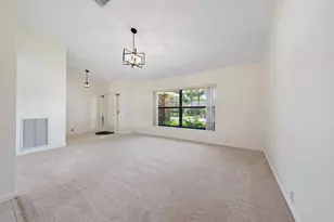 180 Bayberry Pl, Jupiter, FL 33458 - Photo 4