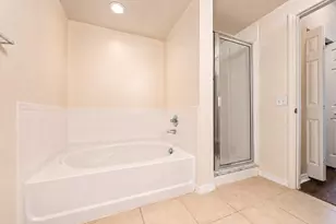 356 SE Rogers Ct, Stuart, FL 34994 - Photo 16