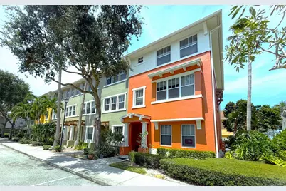 883 Millbrae Court #6, West Palm Beach, FL 33401 - Photo 2
