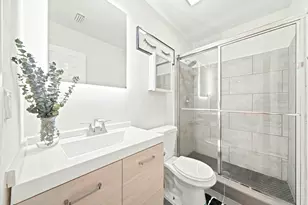 8026 SW 20th Ct, Davie, FL 33324 - Photo 10