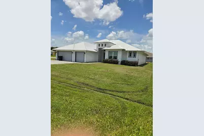 5231 NW Iredell Street, Port Saint Lucie, FL 34986 - Photo 2