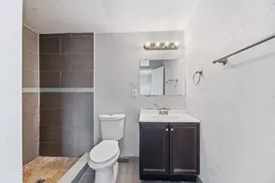 1640 NE 32nd Pl, Pompano Beach, FL 33064 - Photo 22