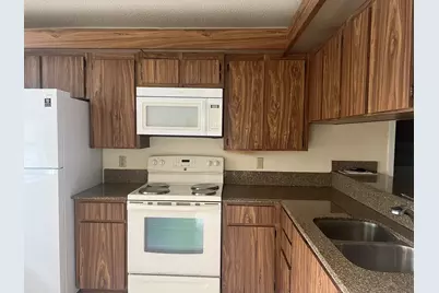 3640 Whitehall Drive #206, West Palm Beach, FL 33401 - Photo 4