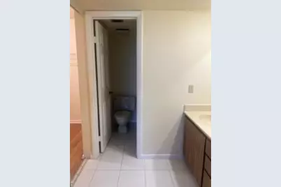 3640 Whitehall Drive #206, West Palm Beach, FL 33401 - Photo 18
