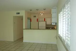 2124 NE 5th Ave, Wilton Manors, FL 33305 - Photo 4