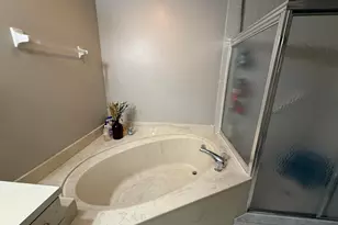 13025 Meadowbreeze Dr, Wellington, FL 33414 - Photo 32