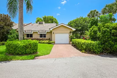 6858 Fountains Circle, Lake Worth, FL 33467 - Photo 2