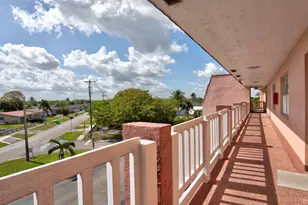 9400 Sunrise Lakes Blvd, Sunrise, FL 33322 - Photo 2