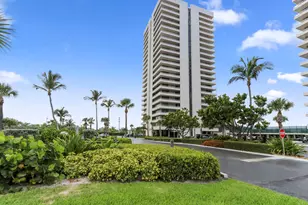 5550 N Ocean Dr, Singer Island, FL 33404 - Photo 58