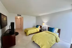 5550 N Ocean Dr, Singer Island, FL 33404 - Photo 40
