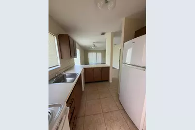 1720 SE Linpark Court, Port Saint Lucie, FL 34952 - Photo 10