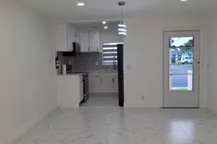 2739 Emory Dr W, West Palm Beach, FL 33415 - Photo 8