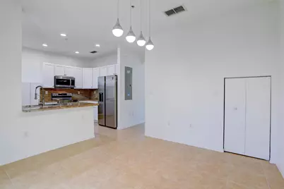 2851 W Prospect Road #305, Tamarac, FL 33309 - Photo 8
