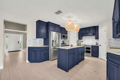 2566 12th Square SW, Vero Beach, FL 32968 - Photo 4
