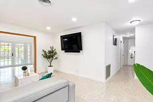 2395 Edgewater Dr, West Palm Beach, FL 33406 - Photo 14