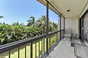 2550 Presidential Way, West Palm Beach, FL 33401 - Photo 18