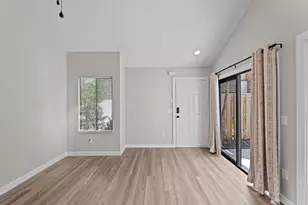 4155 Palm Bay Cir, West Palm Beach, FL 33406 - Photo 2