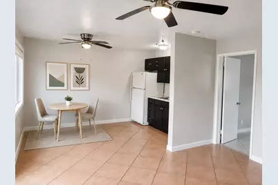 2621 NE 1st Street #7, Pompano Beach, FL 33062 - Photo 2