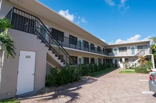 2621 NE 1st St, Pompano Beach, FL 33062 - Photo 8
