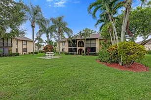 429 Pine Glen Ln, Greenacres, FL 33463 - Photo 2