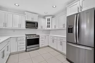 6130 SE Georgetown Pl, Hobe Sound, FL 33455 - Photo 14